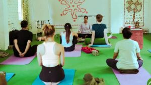 yoga course in rishikesh 1024x581 1