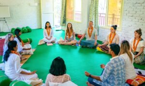yoga ttc in rishikesh india 1 1024x612 1